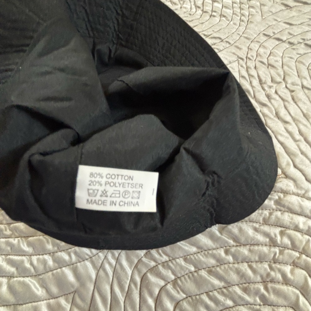The North Face Classic Bucket Hat - Picture 5 of 9